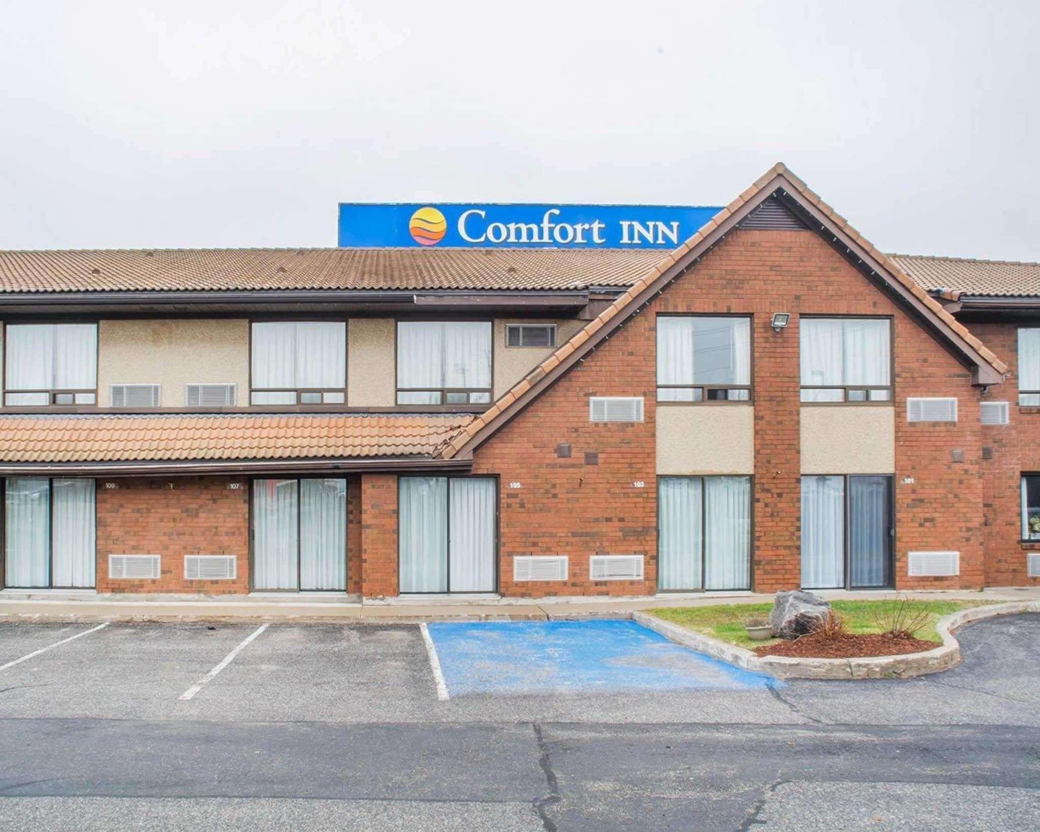 Comfort Inn Parry Sound Exterior photo