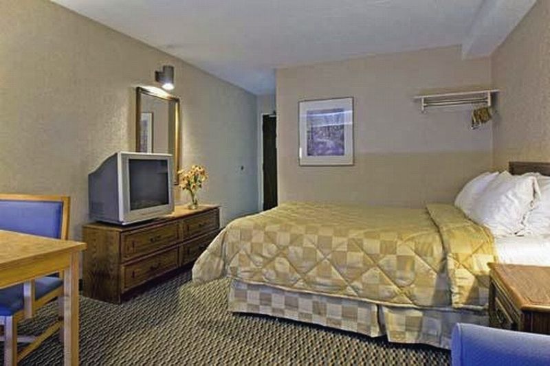 Comfort Inn Parry Sound Room photo